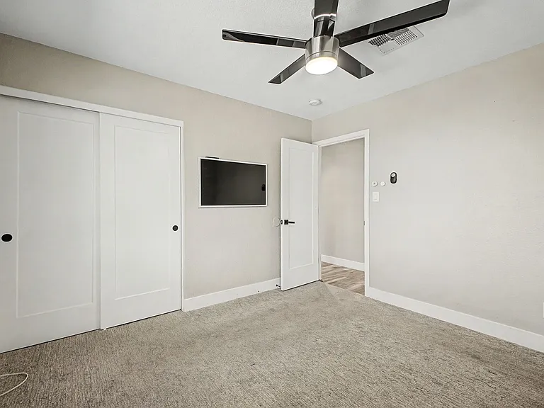 5017 E Acoma Dr — Photo 28