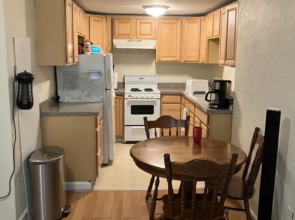 109 Walnut St #10, Somerville, MA 02145