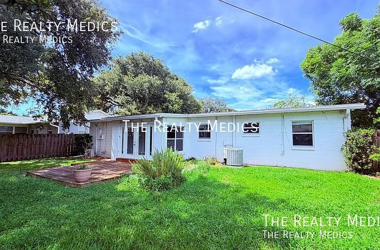 942 Sherrington Rd — Photo 26