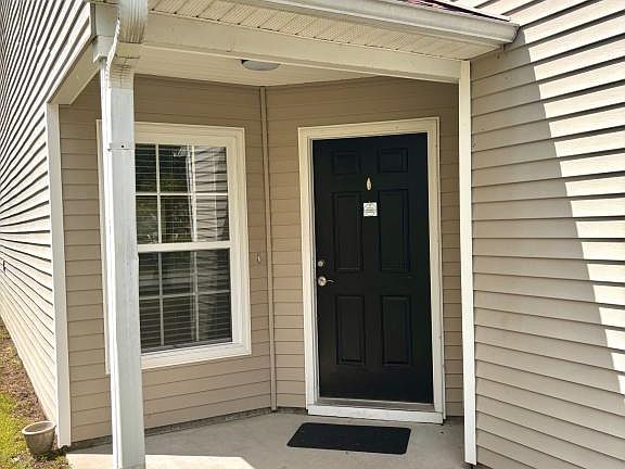 3rd image of 199 Bellegrove Dr