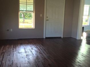 492 Berger Rd, West, TX 76691