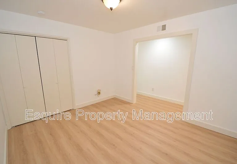 13515 W Telegraph Rd — Photo 20