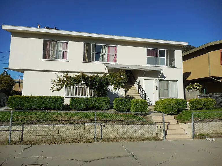 5937 Burchard Ave — Photo 1