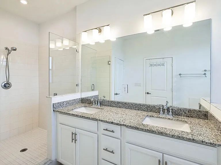23233 SW 107th Pl — Photo 17