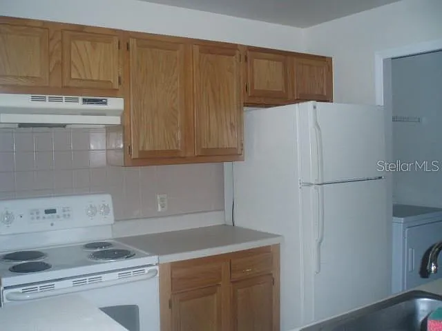 Building Photo - 6124 Westgate Dr #104