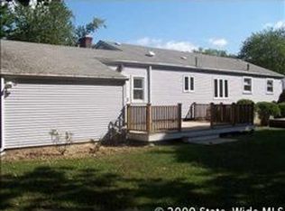 346 Potters Ave, Warwick, RI 02886