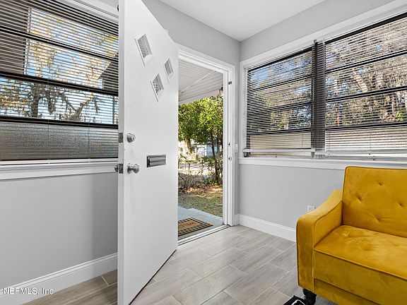 4th image of 448 W 60TH Street
