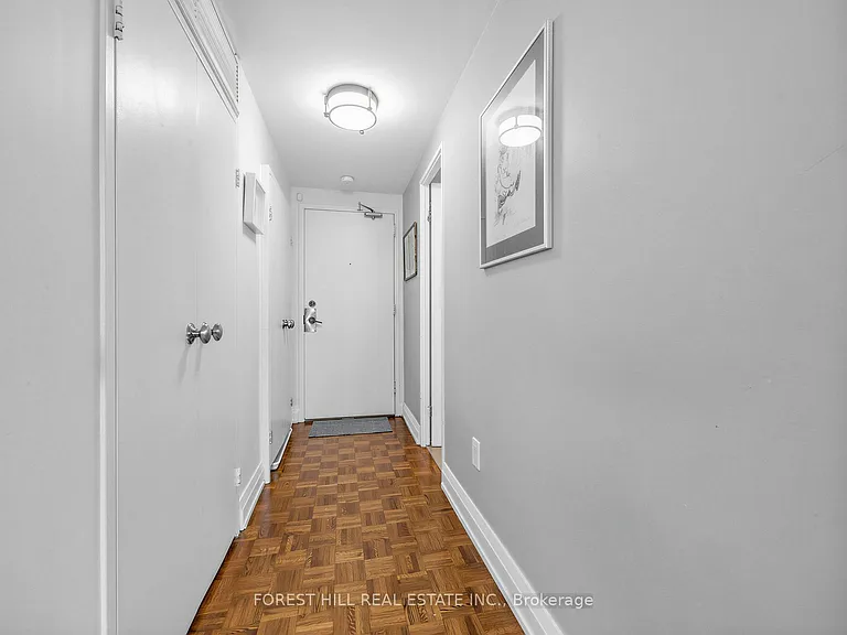 190 Saint George St #1006 — Photo 17