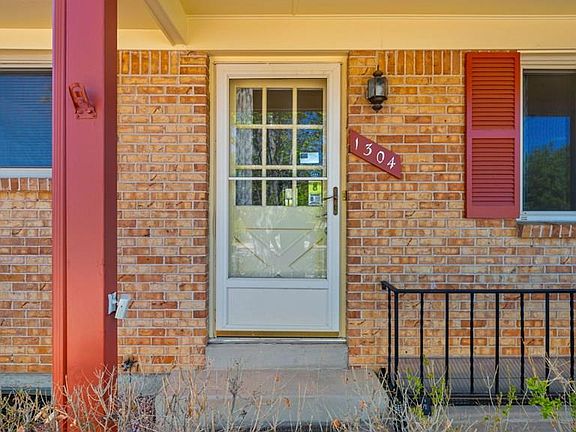 4th image of 1304 De Reamer Cir