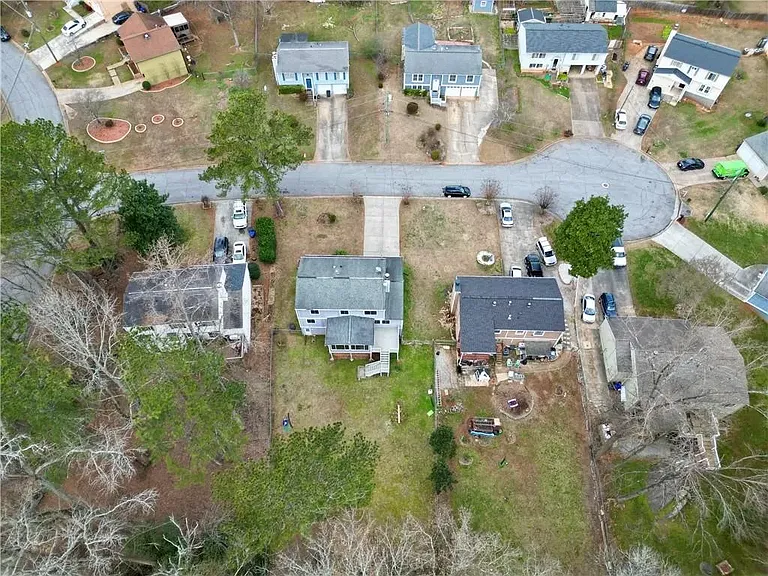 4608 Rosemear Ct — Photo 2