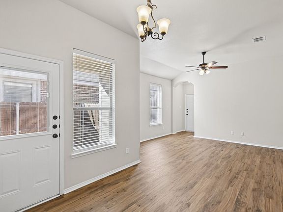 3rd image of 334 Schirra Ct