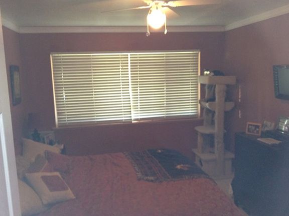 5th image of 1035 Quicksilver Dr