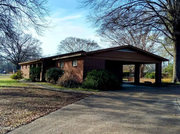 311 S Macarthur Cir, Indianola, MS 38751