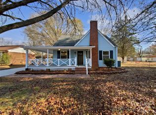 2703 Pennsylvania Ave, Kannapolis, NC 28083