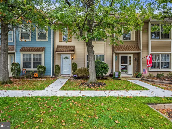 199 Douglas Ct, Thorofare, NJ 08086