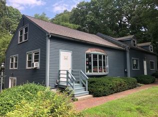 29 Oaks Rd, Framingham, MA 01702