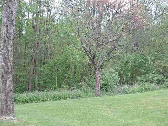 5th image of 2712 N Eby Dr