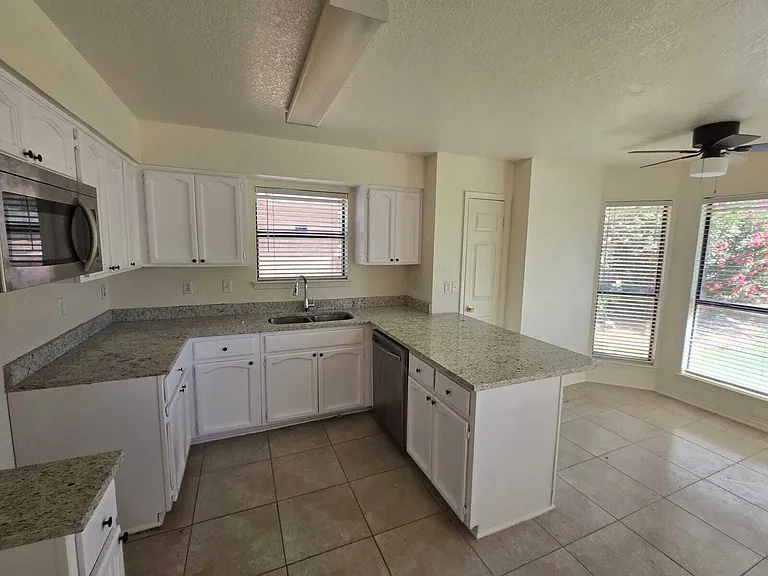 11920 Pueblo Del Rio Way — Photo 5