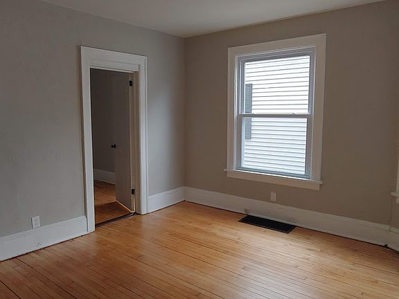 2nd image of 3372 N Richards St #3372