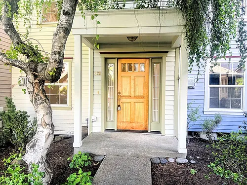 826 Park St Photo 1
