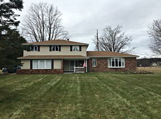 2635 Farnsworth Rd, Lapeer, MI 48446