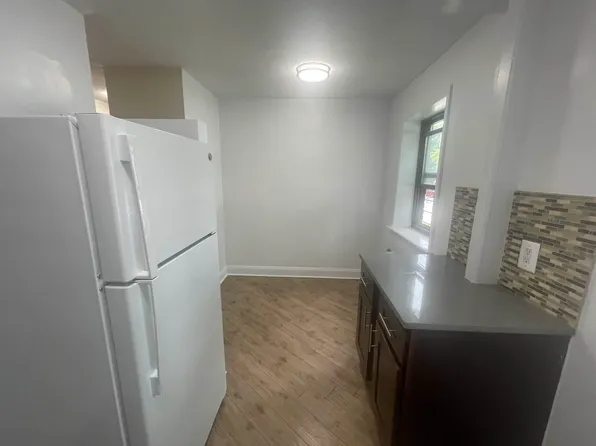 20-38 21st Street image 3 of 9