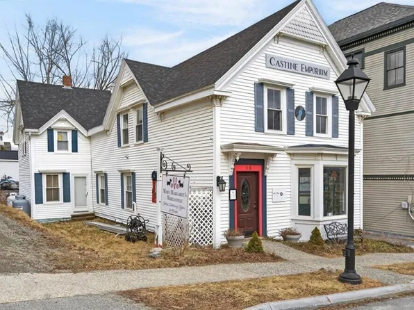 15 Main Street, Castine, ME 04421