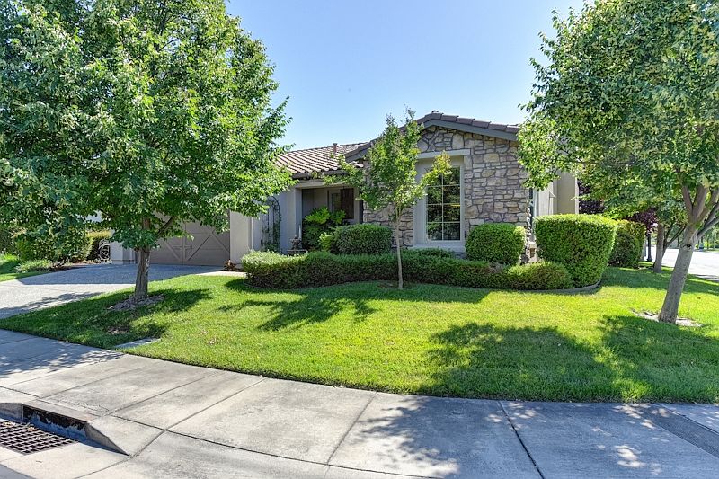 1st image of 231 Rock House Cir S