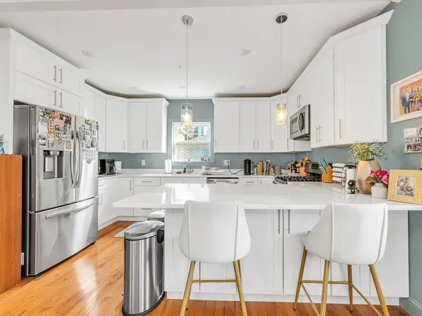 28 Baltimore St #5, Lynn, MA 01902