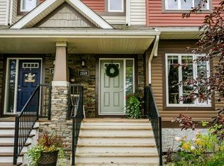 2115 Trumpeter Way NW, Edmonton, AB T5S 0G1