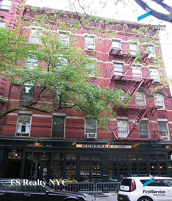 Rented by FirstService Realty (legacy) | media 34