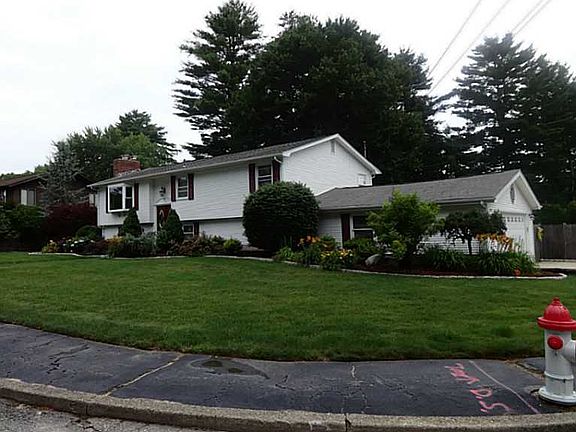 2nd image of 19 Kingswood Dr