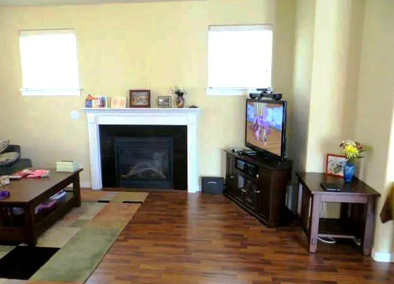 237 SW 105th Ter — Photo 9