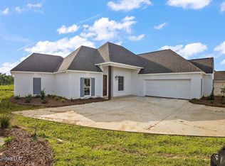 180 Glenwild Trl, Canton, MS 39046