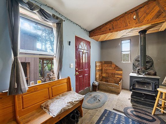 3rd image of 4226 Springdale Hunters Rd Suite A & B