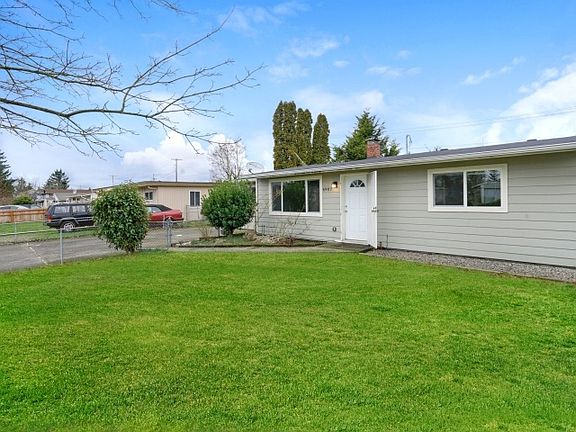 2nd image of 4907 101st St SW