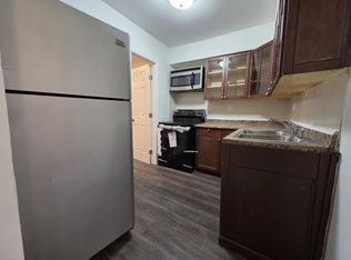 33 E 40th St #1A, Brooklyn, NY 11203