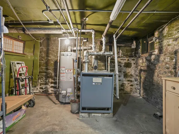 6 Lombardy Street image 36 of 48