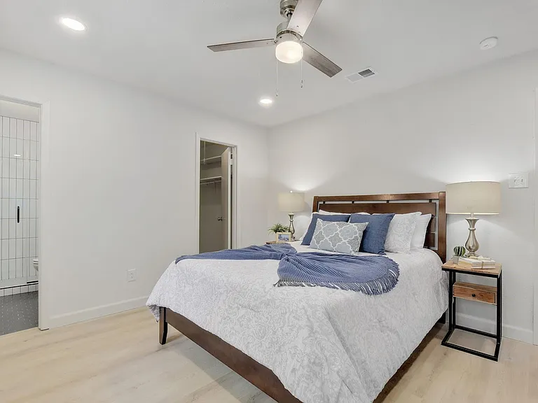 4011 Eskew Dr — Photo 12