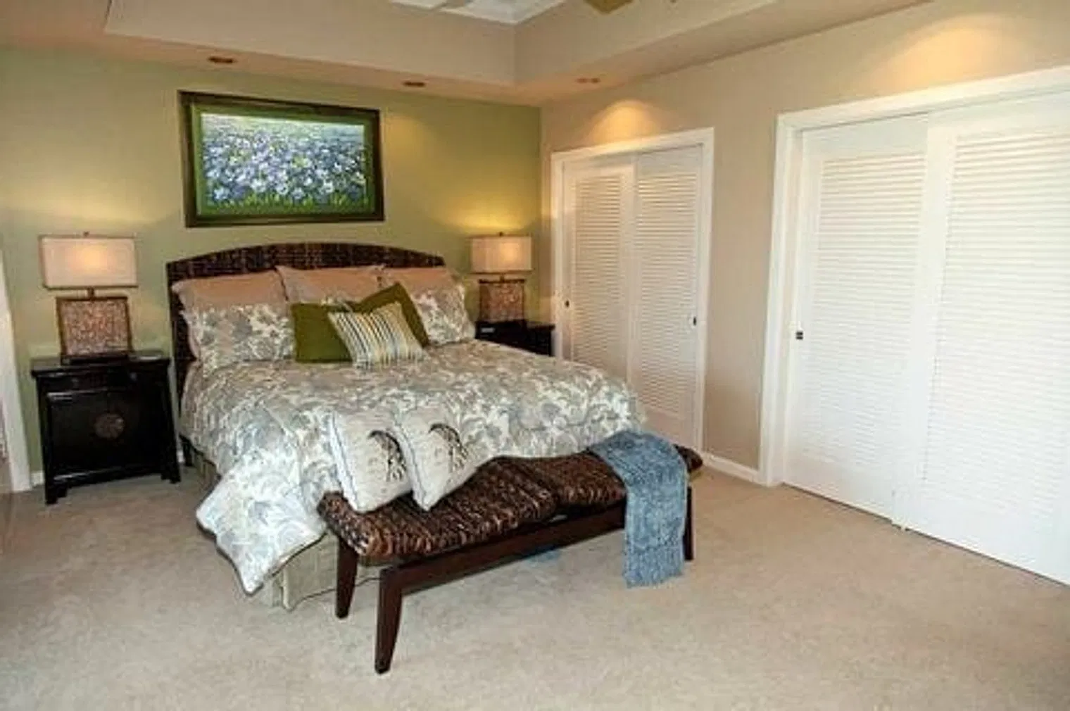 2 bed, 2.0 bath, 2195 sqft, $7,835 — Photo 4