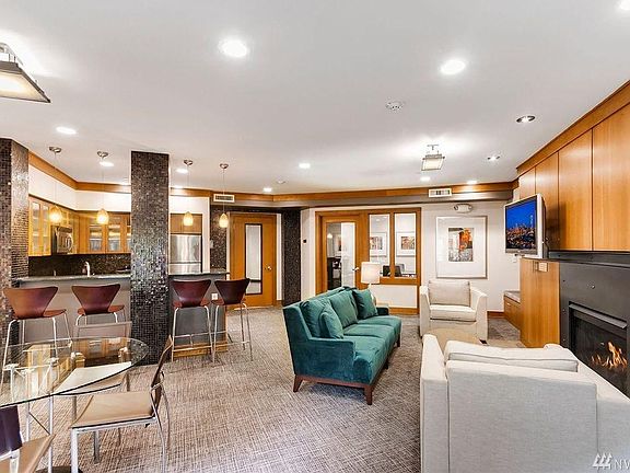 Club Room