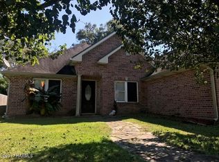 703 Flambant Dr, Broussard, LA 70518