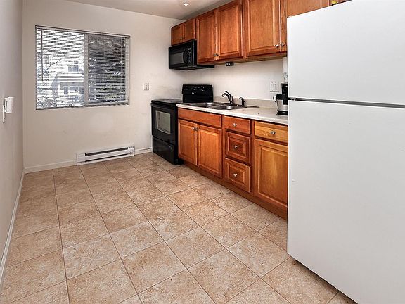 2nd image of 831 W Beaver Creek Blvd #C17