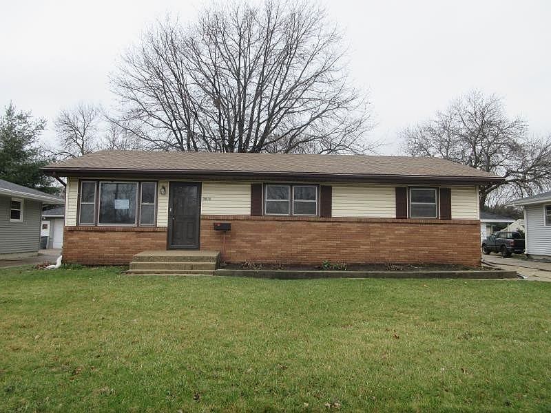1st image of 3616 N Rockton Ave