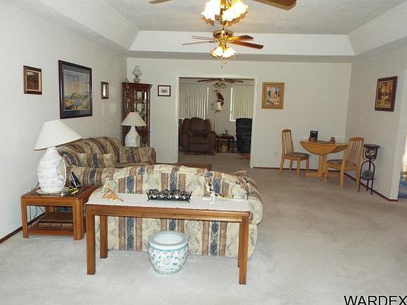 5th image of 3776 Bluegrass Dr