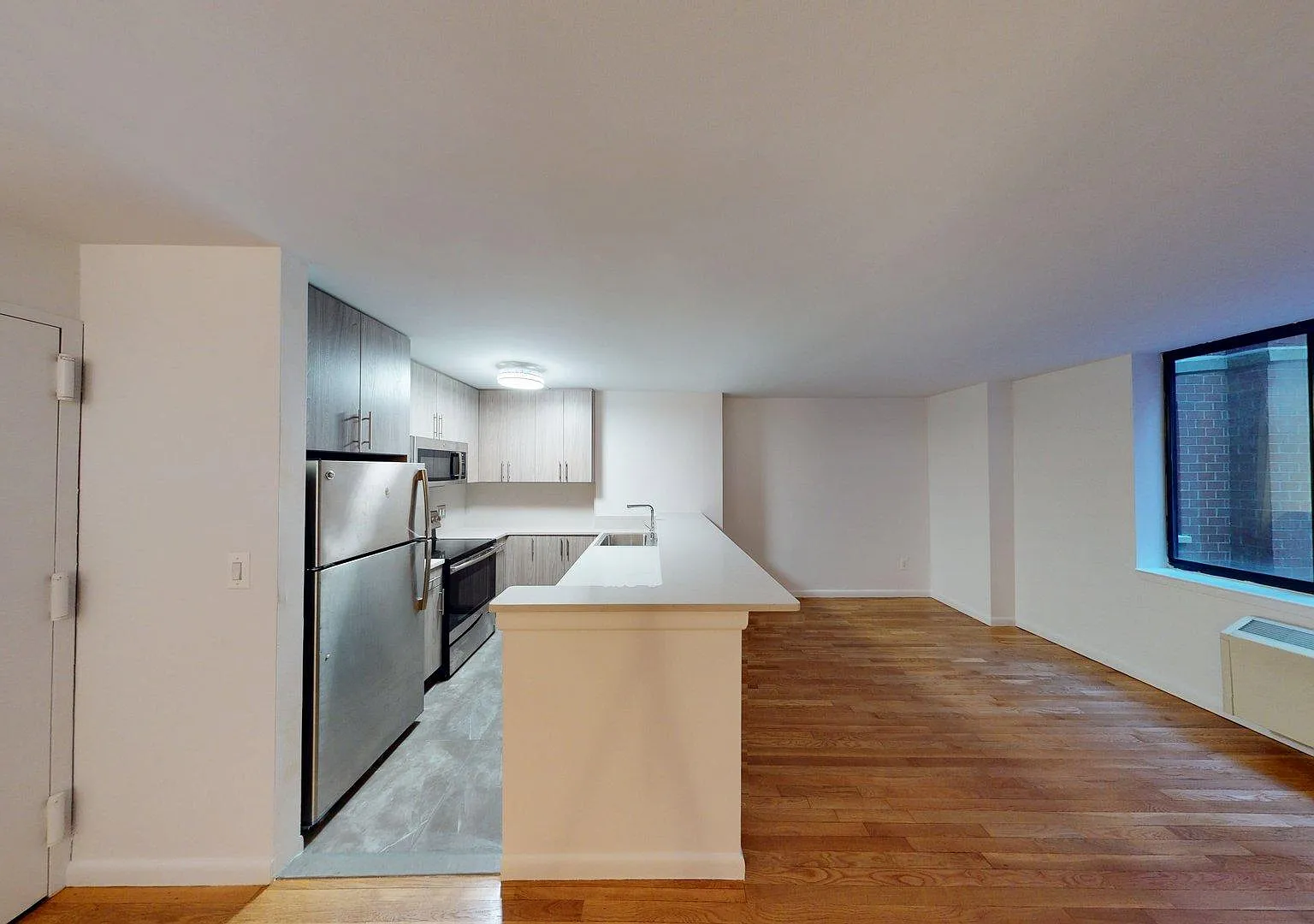 121 Reade Street — Photo 1