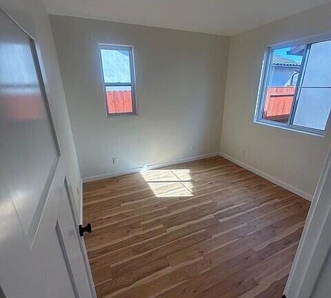 5th image of 1150 W 1st St