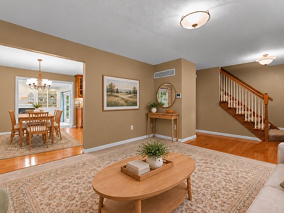 4th image of 2904 4th Ave NW
