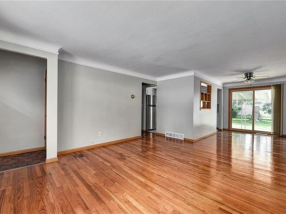 4th image of 1000 Newberry Ave