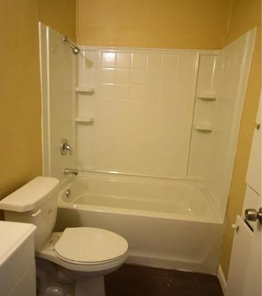 1606 Sycamore Pl — Photo 4